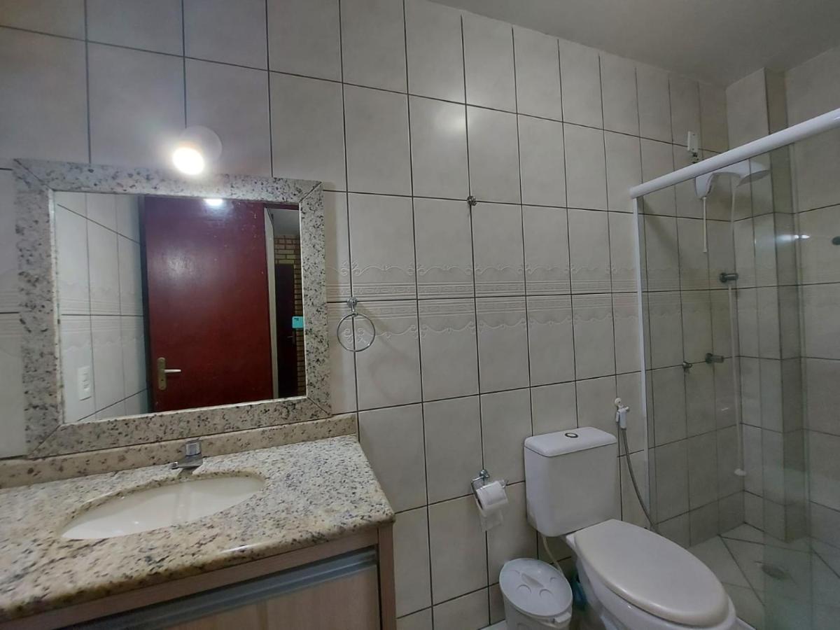 Apartamento 12 - Bombinhas - 200 Metros Da Praia Exterior foto