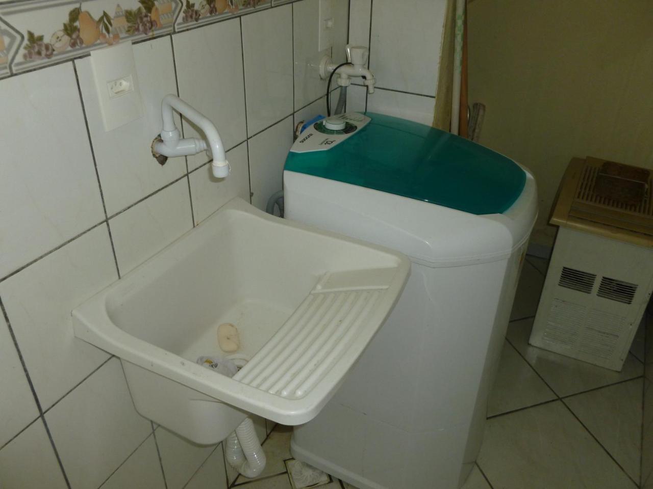 Apartamento 12 - Bombinhas - 200 Metros Da Praia Exterior foto